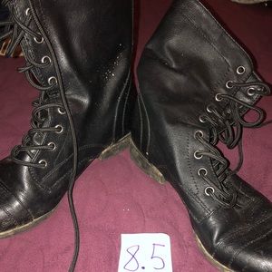Size 8.5 boots